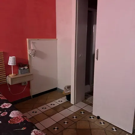 Marieta 招待所 萨尔扎纳