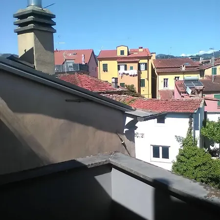 Marieta Pensjonat Sarzana