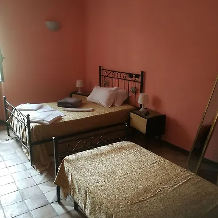 Marieta Rooms 3*