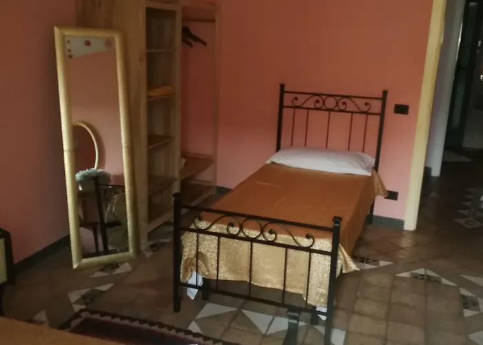 Pensjonat Marieta Sarzana